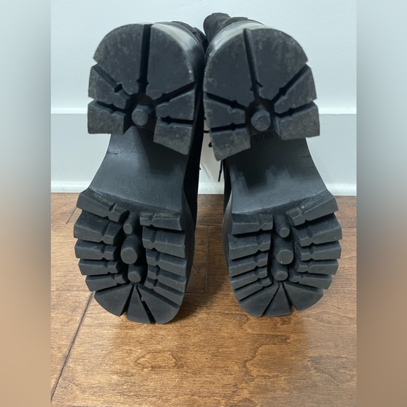 Rouge Helium Black Lace-Up Faux Suede Platform Boots Size 11 - Picture 7 of 8